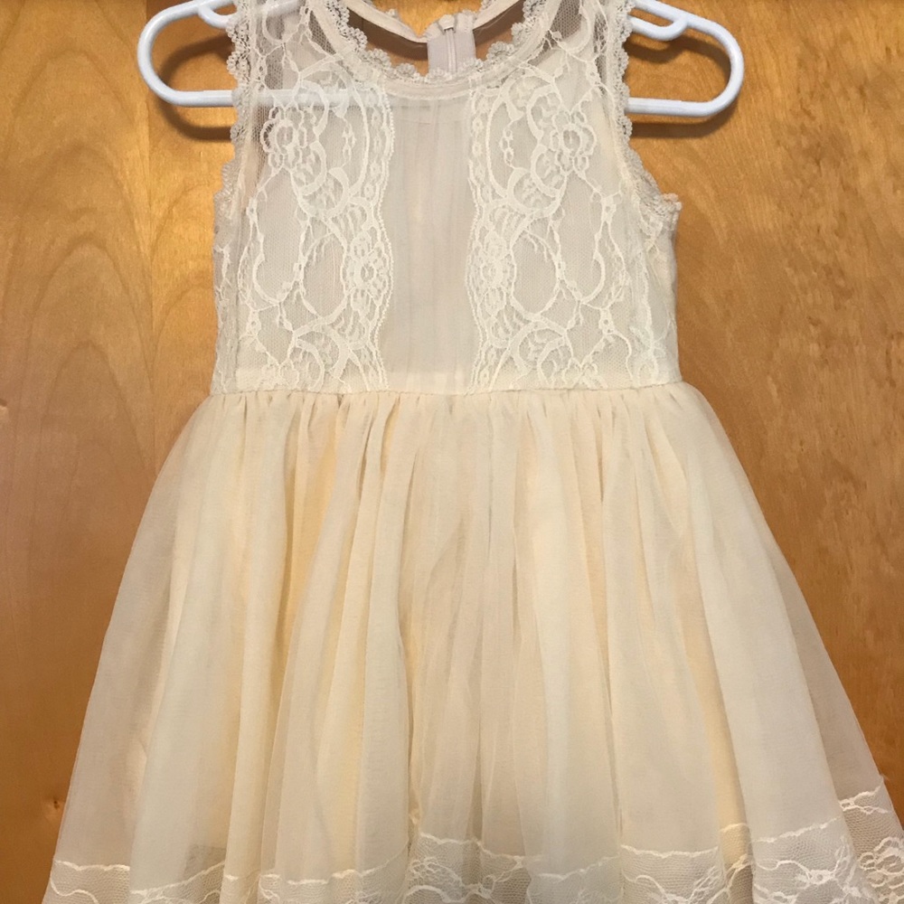 Lace Flower Girl Dress
